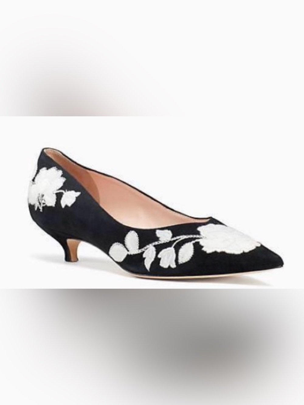 kate spade Black Pointed Toe Flat with White Floral Embroidery Sz 6.5